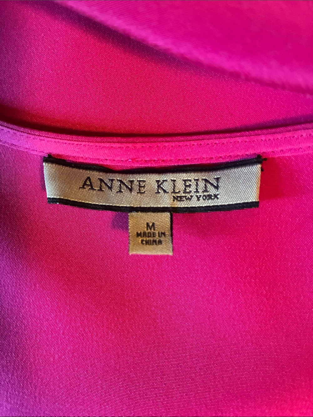 Anne Klein Silk Vibrant Hot Pink Embroidered Tunic Size Medium - Picture 2 of 8